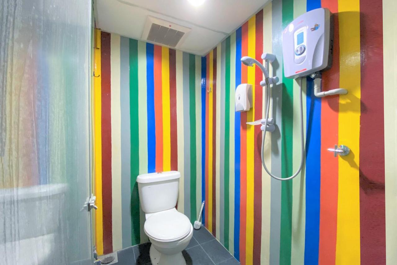 Spot On 90123 Rainbow Guest House George Town Dış mekan fotoğraf
